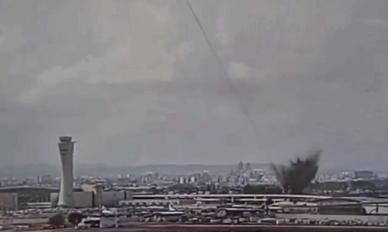 » 5、胡塞武装导弹落入以色列最大国际机场 8人受伤当地时间4日，总台记者获悉，以色列本-古里安机场遭袭事件已致8人受伤