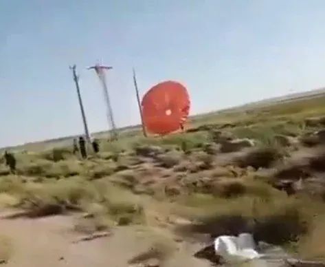 » 3. 可能一架美军飞机在叙利亚被击落总台记者获悉，当地时间28日，一架美军飞机在叙利亚代尔祖尔省穆赫森市被击落，当时这架飞机正试图攻击当地与伊朗相关的军事据点