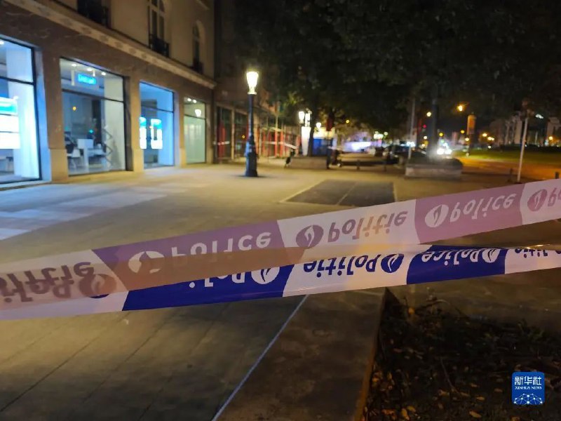 » 9. 布鲁塞尔发生枪击事件2名瑞典人死亡比利时首都布鲁塞尔16日晚发生枪击事件，造成两名瑞典球迷死亡，另有一人受伤