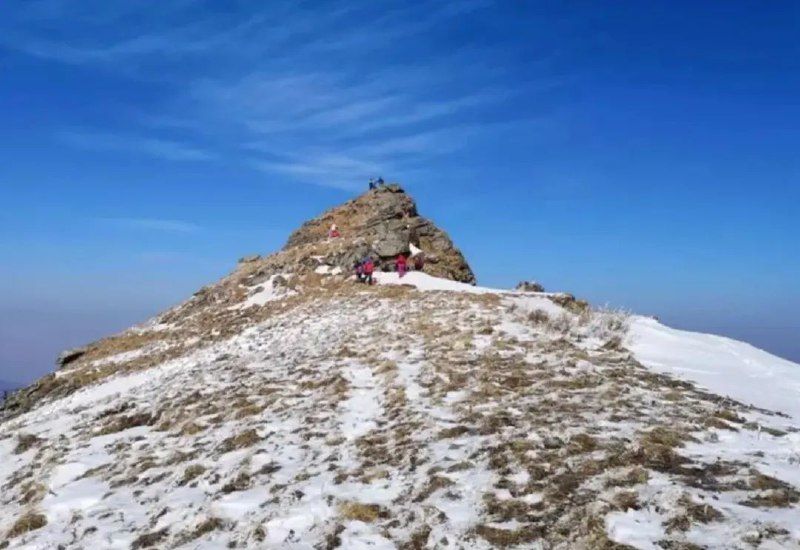 » 19、又有两名步行者冻死秦岭近日，两名驴友在陕西秦岭“光鹿跑兵冰”路线徒步穿越时失联