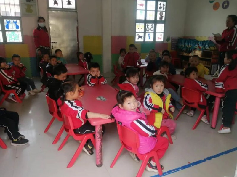 » 1. 湖南：有序组织幼儿园设并转撤 农村原则上不再新增幼儿园出生人口下降，幼儿园适龄人口减少已成全国大势