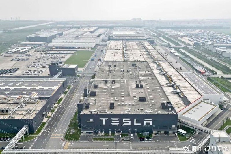 » 2、特斯拉上海储能超级工厂已试生产 7个月竣工12月31日，记者从特斯拉获悉，特斯拉上海储能超级工厂项目已于本月27日通过竣工验收，从5月开工到竣工仅耗时7个月，刷新了“特斯拉速度”和“上海速度”