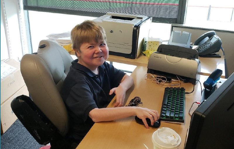 » 15、杜氏肌营养不良症患者接受基因编辑治疗8天后死亡，最详细死因公布2022年10月，一位名叫特里·霍根（Terry Horgan）的27岁杜氏肌营养不良症（Duchenne Muscular Dystrophy，DMD）患者在接受腺相关病毒9型（AAV9）载体递送的CRISPR基因编辑治疗后不幸去世，确切死因在当时并未披露，但引发了人们对CRISPR基因编辑疗法前景的担忧和质疑