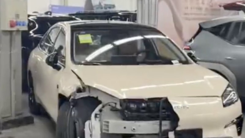 » 4、问界回应沈阳车展撞人事故：车辆未处于展车模式4月14日，针对辽宁沈阳工业展览馆发生的车辆碰撞事故，问界官方回应称，经初步调查，事故发生于车展撤展前夕，车辆未处于展车模式，导致车辆被误启动