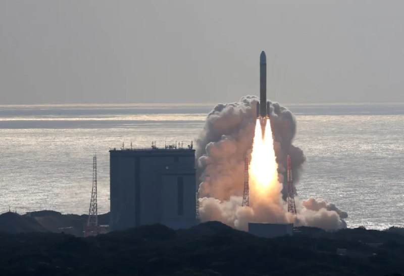 » 10、日本国产新型H3火箭2号机发射成功日本宇宙航空研究开发机构17日发射了名为试验2号的新一代主力运载火箭H3，并获得成功