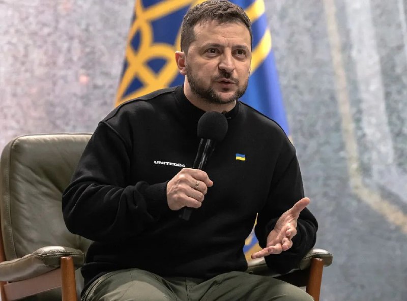 » 5、俄内务部通缉泽连斯基据俄新社当地时间5月4日消息，俄罗斯内务部根据俄联邦刑法典，宣布通缉乌克兰总统泽连斯基