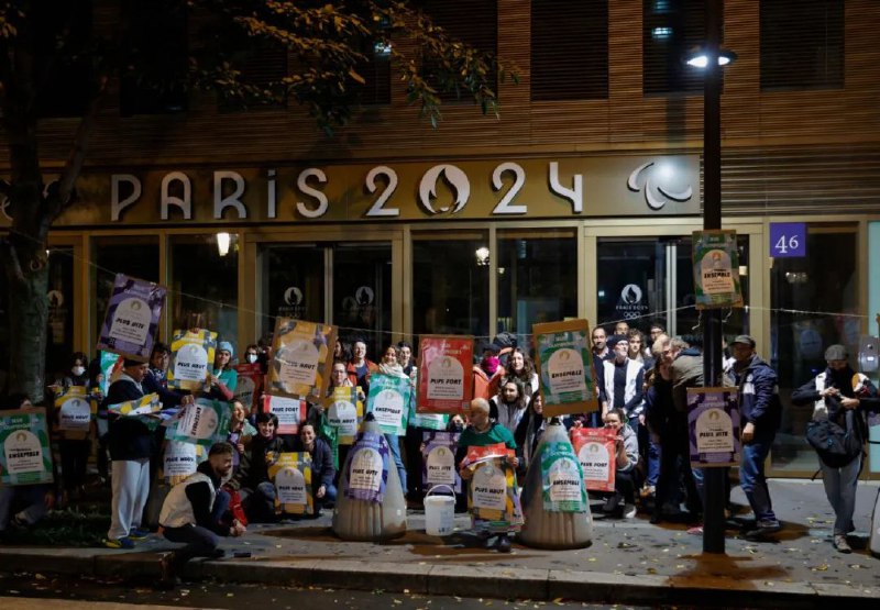 » 8、奥运会前夕，法国将数千名无家可归者运出巴黎据当地媒体报道，法国政府赶在奥运会开幕前，用巴士将数千名无家可归的移民送往里昂或马赛等城市