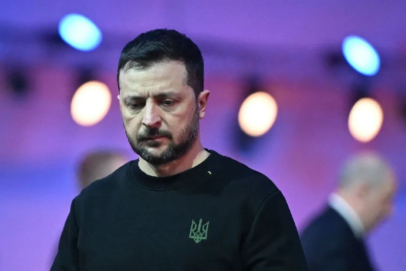 » 1. 泽连斯基否认获得美国2000亿美元援助：实际只有760亿乌克兰总统泽连斯基近日表示，在美国批准向乌克兰提供的约1770亿美元援助中，乌克兰实际收到约760亿美元