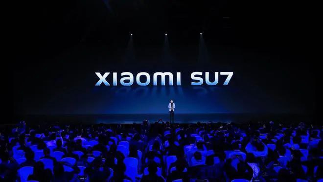 » 8、雷军：小米汽车卖给时代精英12月28日消息，小米汽车技术发布会上，雷军表示小米汽车的目标用户是时代的时代精英