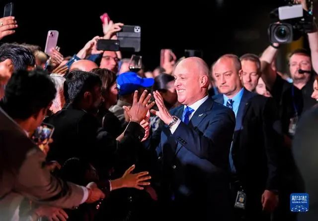 » 11. 新西兰在野党国家党赢得议会选举 more…新西兰选举委员会当地时间15日凌晨公布议会选举初步结果，最大在野党国家党在14日举行的议会选举中胜出，赢得内阁组阁权