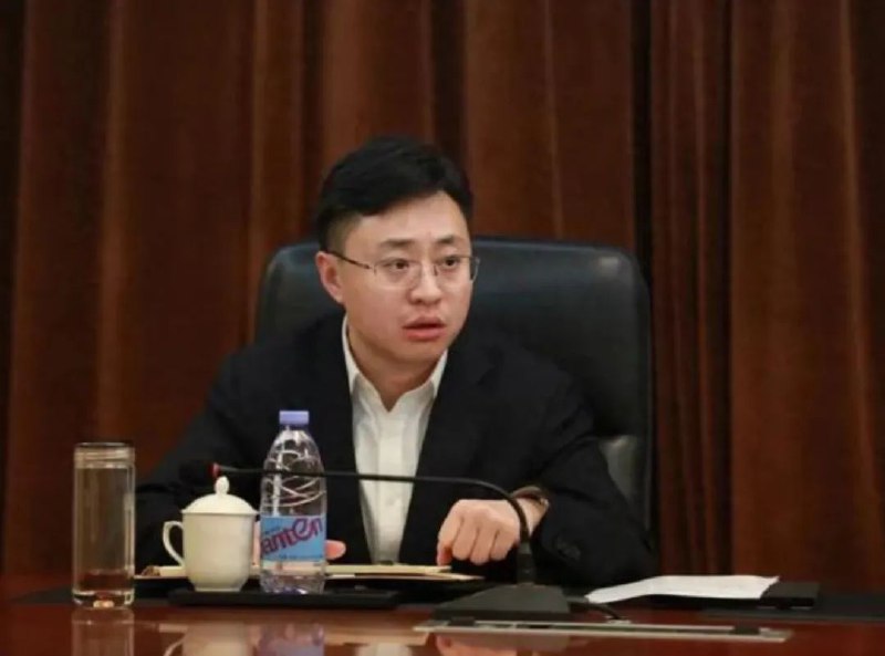 » 4、河北遵化市长被抓据河北唐山市纪委监委9月6日消息，遵化市委副书记、市长张学峰涉嫌严重违纪违法，目前正接受审查调查