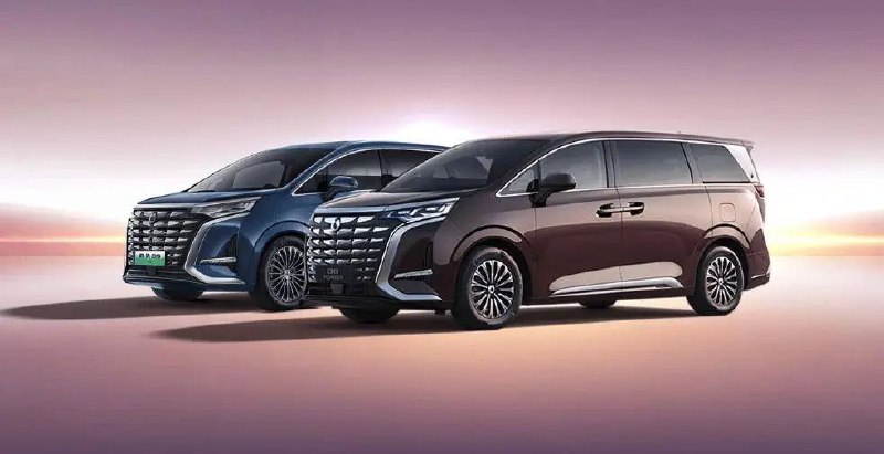 » 4. 腾势汽车合资变国产：比亚迪收购奔驰股权9月14日，深圳腾势新能源汽车有限公司发生股权变更，比亚迪汽车工业有限公司将腾势剩余的 10% 梅赛德斯 — 奔驰（中国）投资有限公司股份回购，腾势从合资变成国产车企