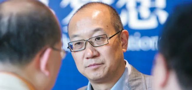 » 5. 冯仑：行政干预过多，破坏了保交楼的效率解决爆雷问题也有两种方法，一种是市场化的方法，一种是行政的办法