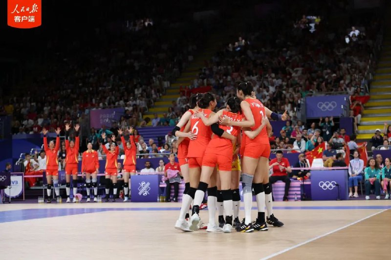 » 11. 中国女排3:2击败美国队巴黎奥运会女排小组赛，中国女排3-2美国女排，拿下首场比赛胜利