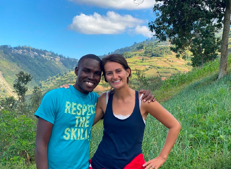 » 8. 美国护士母女在海地遭绑架 国务院发旅行警告据报道，一名在非营利组织工作的美国女护士和她年幼的女儿在海地被绑架