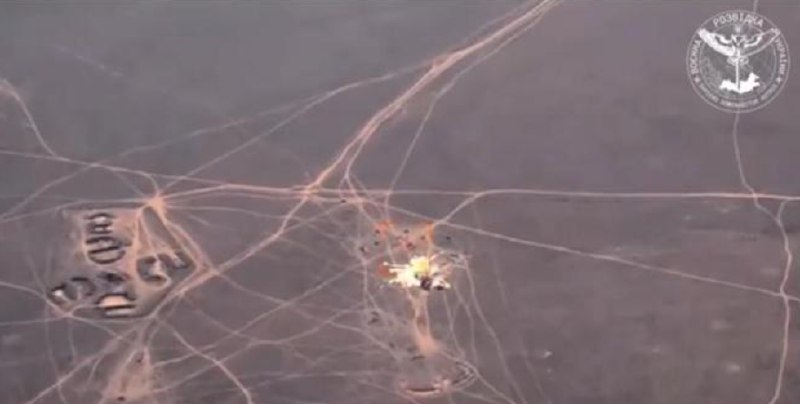 » 2. 乌克兰击毁克里米亚俄军S-400系统乌克兰军方情报部门8月23日表示，乌方摧毁了部署在克里米亚半岛上的一套俄罗斯S-400“凯旋”防空导弹系统