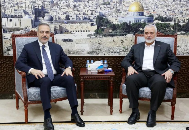 » 5. 哈马斯表态：恢复1967年边界 就可以放弃武装据法新社报道，巴勒斯坦伊斯兰抵抗运动（哈马斯）政治局领导人伊斯梅尔·哈尼亚已于当地时间19日晚上抵达伊斯坦布尔，20日将与土耳其总统埃尔多安举行会谈