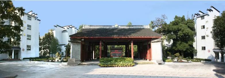 » 7. 绍兴考古发现疑似越国都城最近，网传稽山中学考古有重大发现，有学者认为其是越国都城的历史遗存