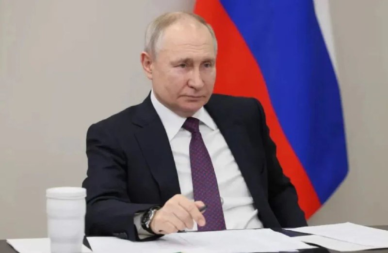 » 5. 俄罗斯再扩军17万俄罗斯国防部12月1日通过社交媒体发布公告表示，根据俄罗斯联邦总统普京2023年11月29日签署的命令，俄罗斯联邦武装力量总兵力增加17万人，至132万人