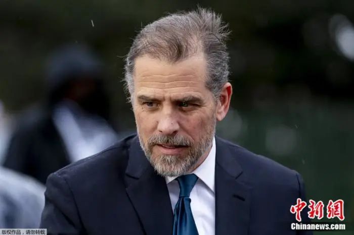 » 11. 美国司法部指派特别检察官调查拜登之子美国司法部长梅里克·加兰当地时间11日宣布，他已任命了一名特别检察官来调查美国总统乔·拜登之子亨特·拜登一案