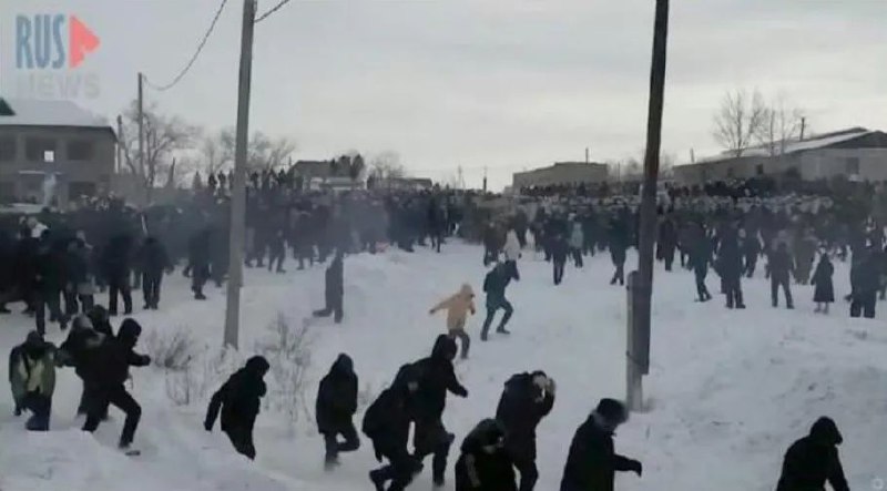 » 10、俄巴什科尔托斯坦共和国发生“大规模骚乱”1月17日报道，俄罗斯巴什科尔托斯坦共和国已就拜马克市法院大楼发生的大规模骚乱提起刑事诉讼