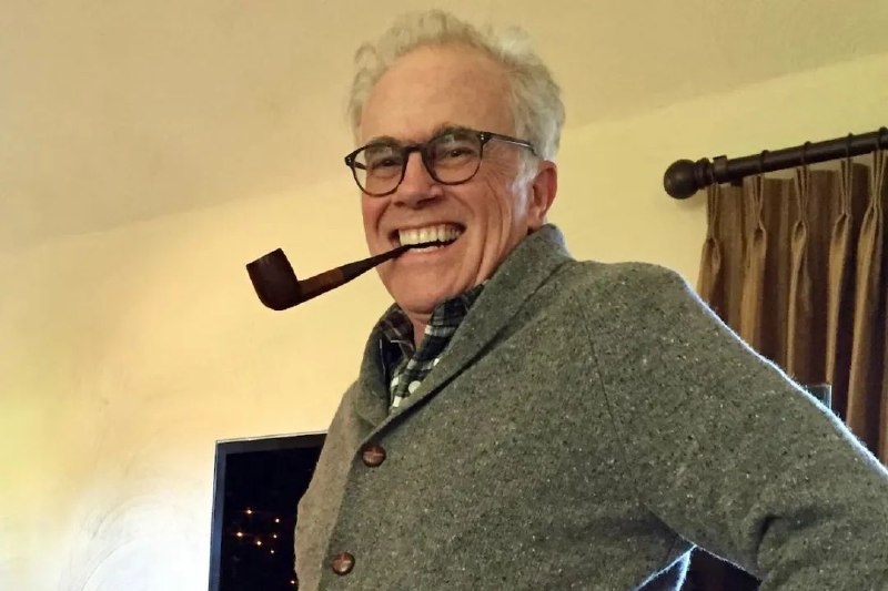 » 16. PPT发明者去世，他塑造了现代社会信息沟通方式当地时间9月1日，PowerPoint的发明者丹尼斯·奥斯汀（Dennis Austin）在美国加利福尼亚州洛斯阿尔托斯（Los Altos）的家中去世，享年76岁