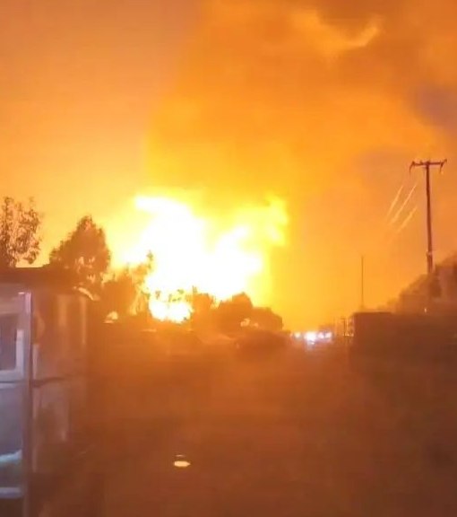 » 11. 天津一化工厂发生爆炸起火？当地回应8月18日，天津市滨海新区太平镇友爱村一家工厂发生大火，有网友发布消息称为一化工厂爆炸